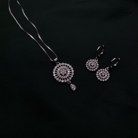 Classic Silver Jewelry set 7